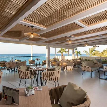 阿尼莫纳海滩酒店 阿凯松